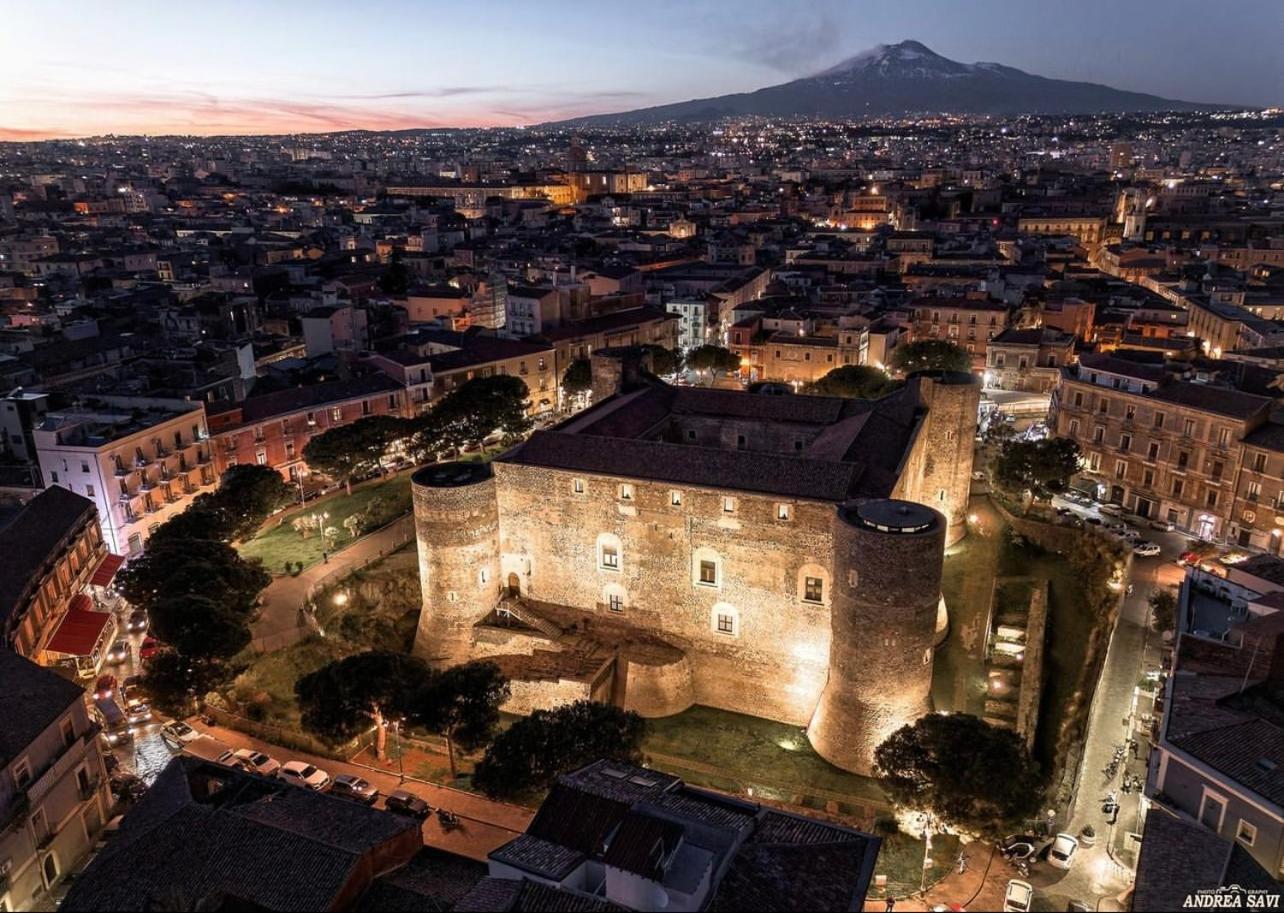 Ricci Palace Suites Catania Ngoại thất bức ảnh