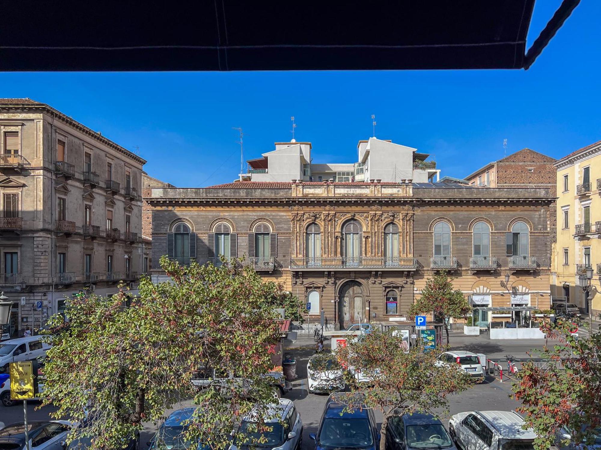 Ricci Palace Suites Catania Ngoại thất bức ảnh