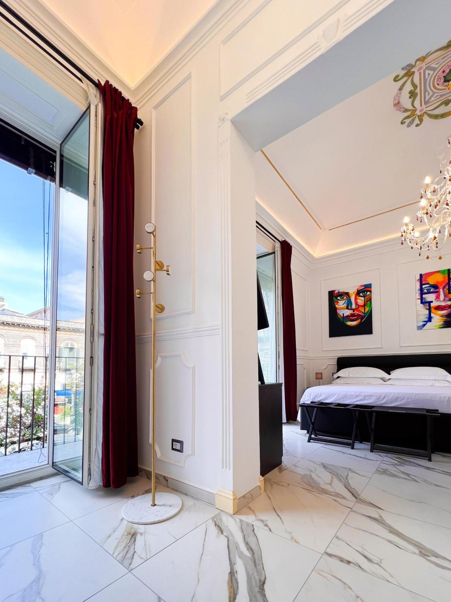 Ricci Palace Suites Catania Ngoại thất bức ảnh
