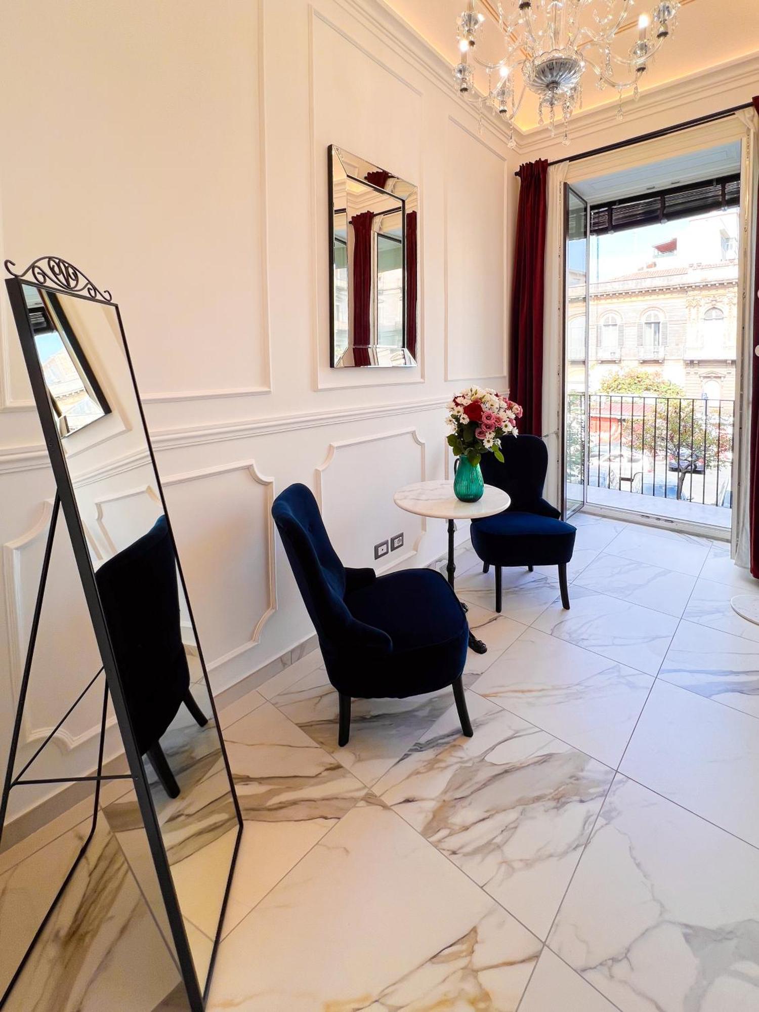 Ricci Palace Suites Catania Ngoại thất bức ảnh