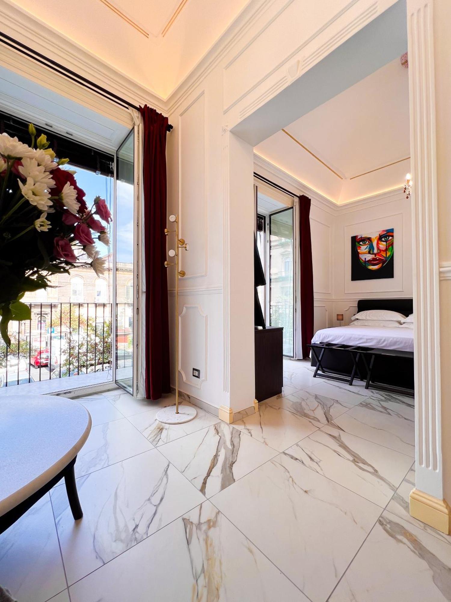 Ricci Palace Suites Catania Ngoại thất bức ảnh